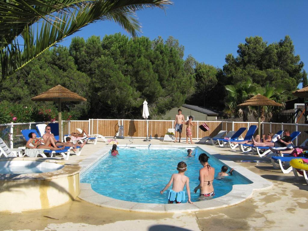Parc résidentiel les Hauts de Baldy Agde Esterno foto